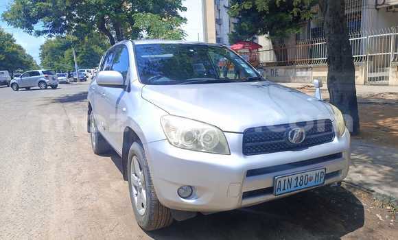 Comprar Usado Toyota RAV4 De outros Carro em Maputo em Maputo Comprar Usado Toyota RAV4 De outros Carro em Maputo em Maputo