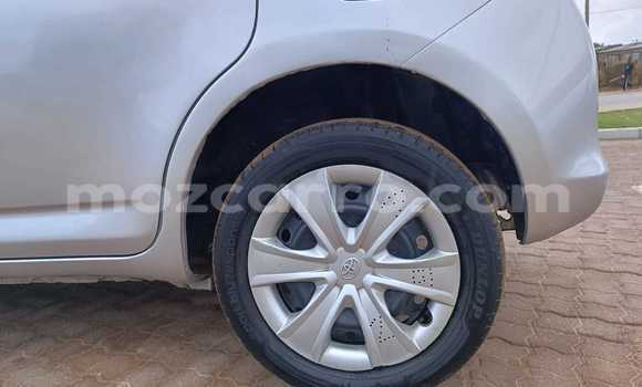 Comprar Usado Toyota Ractis De outros Carro em Maputo em Maputo Comprar Usado Toyota Ractis De outros Carro em Maputo em Maputo