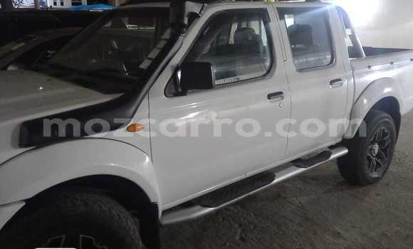 Comprar Usado Nissan Hardbody Branco Carro em Maputo em Maputo Comprar Usado Nissan Hardbody Branco Carro em Maputo em Maputo