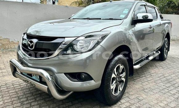 Comprar Usado Mazda BT-50 De outros Carro em Maputo em Maputo Comprar Usado Mazda BT-50 De outros Carro em Maputo em Maputo