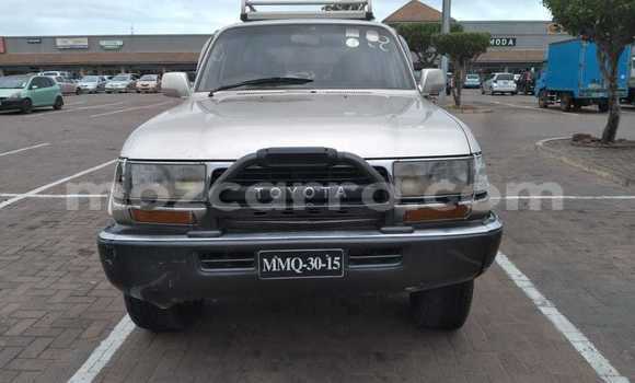 Nunua Ilio tumika Toyota Land Cruiser Nyingine Gari ndani ya Maputo nchini Maputo Nunua Ilio tumika Toyota Land Cruiser Nyingine Gari ndani ya Maputo nchini Maputo