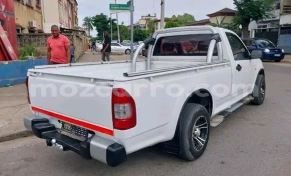 Tenga Tsaru Isuzu KB Chena Mota in Maputo in Maputo Tenga Tsaru Isuzu KB Chena Mota in Maputo in Maputo