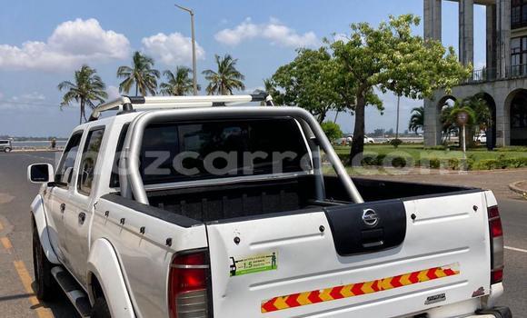 Comprar Usado Nissan Hardbody Branco Carro em Maputo em Maputo Comprar Usado Nissan Hardbody Branco Carro em Maputo em Maputo