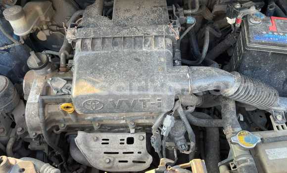 Comprar Usado Toyota Ractis Azul Carro em Maputo em Maputo Comprar Usado Toyota Ractis Azul Carro em Maputo em Maputo