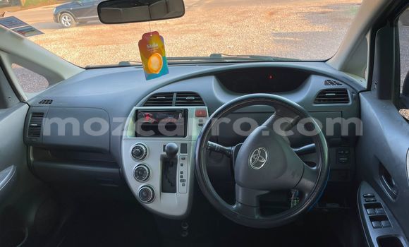 Comprar Usado Toyota Ractis Azul Carro em Maputo em Maputo Comprar Usado Toyota Ractis Azul Carro em Maputo em Maputo