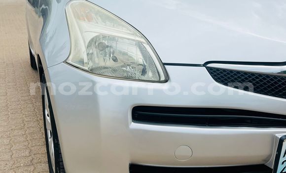 Comprar Usado Toyota Ractis Prata Carro em Maputo em Maputo Comprar Usado Toyota Ractis Prata Carro em Maputo em Maputo
