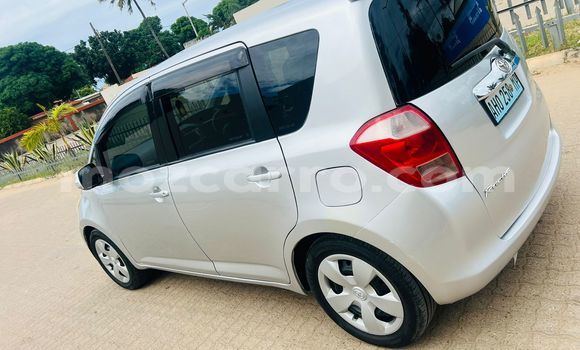 Comprar Usado Toyota Ractis Prata Carro em Maputo em Maputo Comprar Usado Toyota Ractis Prata Carro em Maputo em Maputo