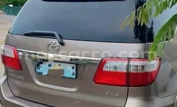 Comprar Usado Toyota Fortuner De outros Carro em Maputo em Maputo Comprar Usado Toyota Fortuner De outros Carro em Maputo em Maputo