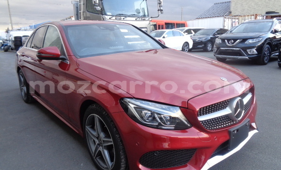 Comprar Usado Mercedes‒Benz C-Class Vermelho Carro em Maputo em Maputo Comprar Usado Mercedes‒Benz C-Class Vermelho Carro em Maputo em Maputo