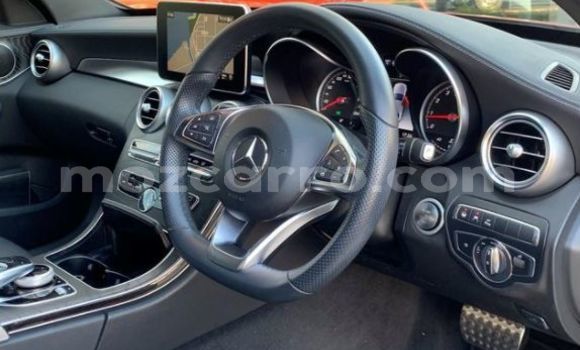 Comprar Usado Mercedes‒Benz C-Class Vermelho Carro em Maputo em Maputo Comprar Usado Mercedes‒Benz C-Class Vermelho Carro em Maputo em Maputo
