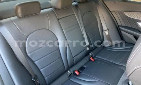 Comprar Usado Mercedes‒Benz C-Class Vermelho Carro em Maputo em Maputo Comprar Usado Mercedes‒Benz C-Class Vermelho Carro em Maputo em Maputo