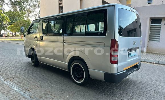 Comprar Usado Toyota Hiace Prata Carro em Maputo em Maputo Comprar Usado Toyota Hiace Prata Carro em Maputo em Maputo