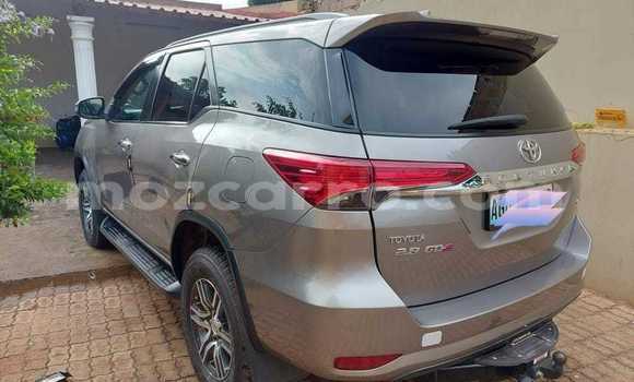 Comprar Usado Toyota Fortuner De outros Carro em Beira em Sofala Comprar Usado Toyota Fortuner De outros Carro em Beira em Sofala