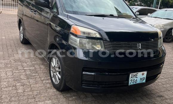 Comprar Usado Toyota Voxy Preto Carro em Maputo em Maputo Comprar Usado Toyota Voxy Preto Carro em Maputo em Maputo