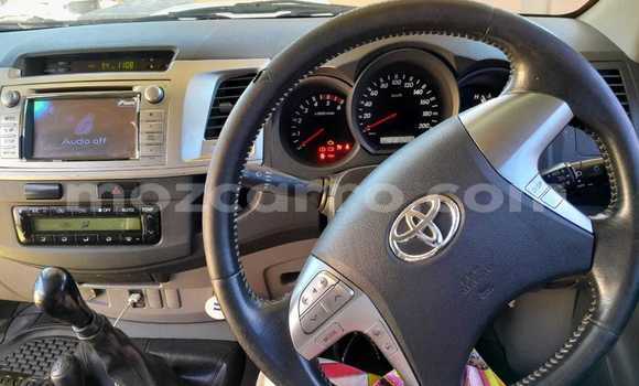 Buy Used Toyota Hilux White Car in Beira in Sofala Buy Used Toyota Hilux White Car in Beira in Sofala