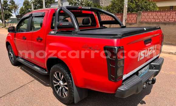 Comprar Usado Isuzu D-MAX Vermelho Carro em Beira em Sofala Comprar Usado Isuzu D-MAX Vermelho Carro em Beira em Sofala
