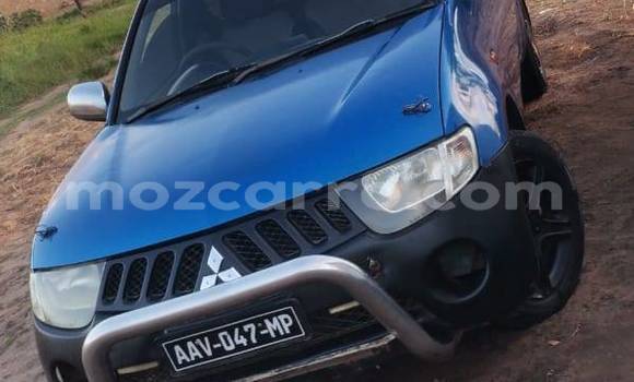 Nunua Ilio tumika Mitsubishi Triton Bluu Gari ndani ya Nzuri vista nchini Maputo Nunua Ilio tumika Mitsubishi Triton Bluu Gari ndani ya Nzuri vista nchini Maputo