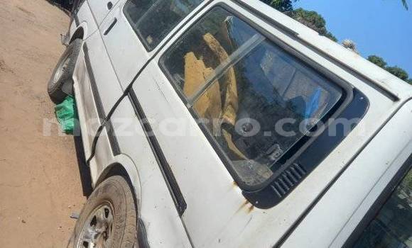 Nunua Ilio tumika Toyota Hiace Nyeupe Gari ndani ya Balama nchini Cabo Delgado Nunua Ilio tumika Toyota Hiace Nyeupe Gari ndani ya Balama nchini Cabo Delgado