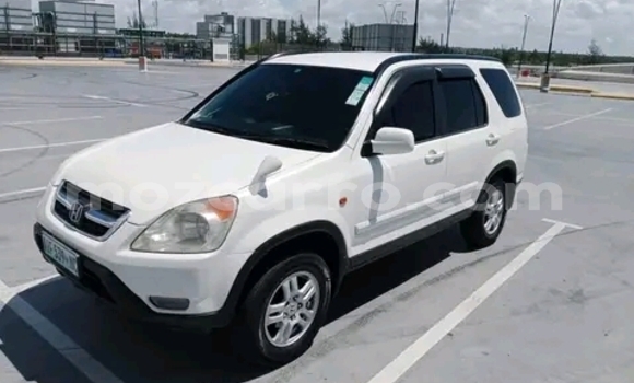 Buy Used Honda CR-V White Car in Maputo in Maputo
