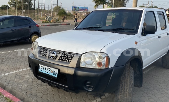 Buy New Nissan Hardbody White Car in Maputo in Maputo Buy New Nissan Hardbody White Car in Maputo in Maputo