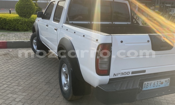 Buy New Nissan Hardbody White Car in Maputo in Maputo Buy New Nissan Hardbody White Car in Maputo in Maputo