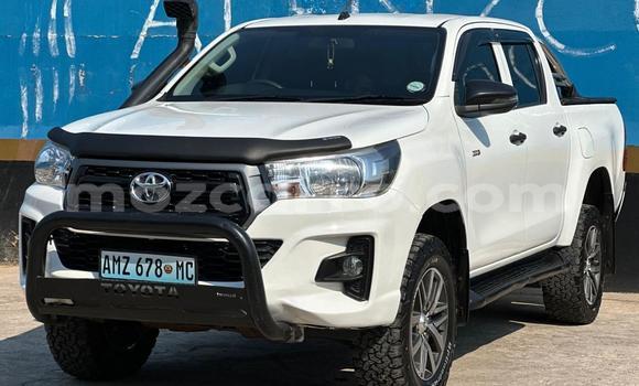 Buy New Toyota Hiluxe Revo White Car in Maputo in Maputo Buy New Toyota Hiluxe Revo White Car in Maputo in Maputo