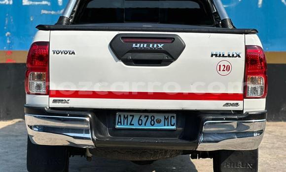 Buy New Toyota Hiluxe Revo White Car in Maputo in Maputo Buy New Toyota Hiluxe Revo White Car in Maputo in Maputo