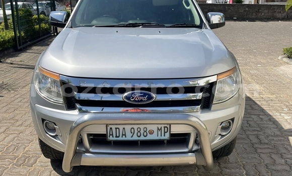 Tenga Tsaru Ford Ranger Sirivha Mota in Maputo in Maputo