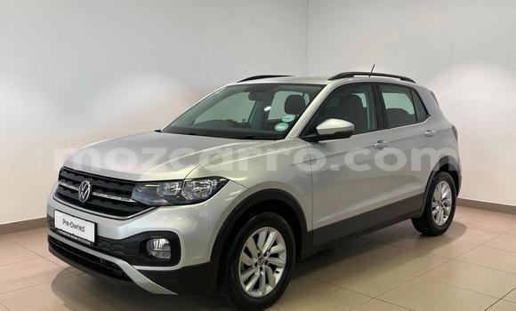 Comprar Usado Volkswagen T-Roc Prata Carro em Maputo em Maputo