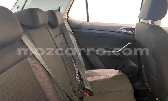 Comprar Usado Volkswagen T-Roc Prata Carro em Maputo em Maputo Comprar Usado Volkswagen T-Roc Prata Carro em Maputo em Maputo