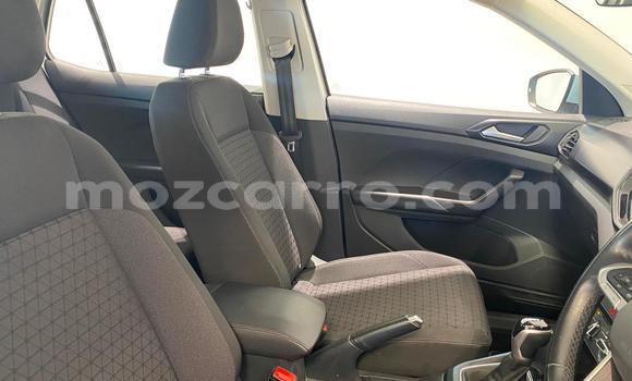 Comprar Usado Volkswagen T-Roc Prata Carro em Maputo em Maputo Comprar Usado Volkswagen T-Roc Prata Carro em Maputo em Maputo