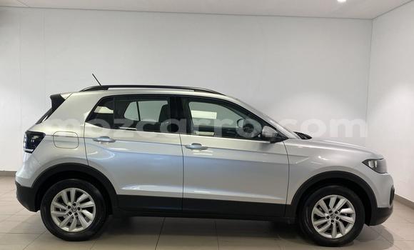 Comprar Usado Volkswagen T-Roc Prata Carro em Maputo em Maputo Comprar Usado Volkswagen T-Roc Prata Carro em Maputo em Maputo