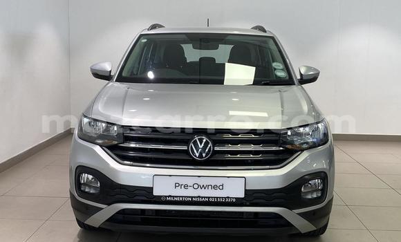Comprar Usado Volkswagen T-Roc Prata Carro em Maputo em Maputo Comprar Usado Volkswagen T-Roc Prata Carro em Maputo em Maputo