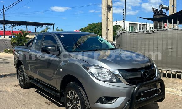 Comprar Usado Mazda BT-50 De outros Carro em Maputo em Maputo Comprar Usado Mazda BT-50 De outros Carro em Maputo em Maputo