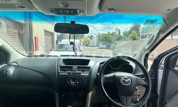 Comprar Usado Mazda BT-50 De outros Carro em Maputo em Maputo Comprar Usado Mazda BT-50 De outros Carro em Maputo em Maputo