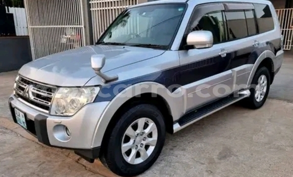 Comprar Usado Mitsubishi Pajero De outros Carro em Maputo em Maputo Comprar Usado Mitsubishi Pajero De outros Carro em Maputo em Maputo