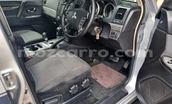 Comprar Usado Mitsubishi Pajero De outros Carro em Maputo em Maputo Comprar Usado Mitsubishi Pajero De outros Carro em Maputo em Maputo
