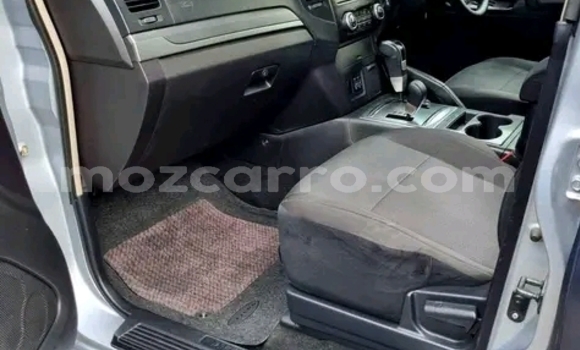 Comprar Usado Mitsubishi Pajero De outros Carro em Maputo em Maputo Comprar Usado Mitsubishi Pajero De outros Carro em Maputo em Maputo