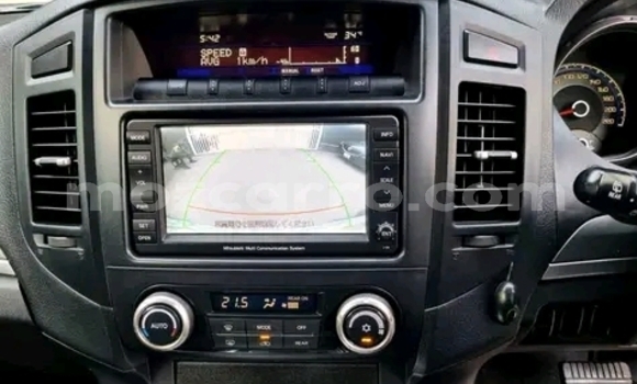 Comprar Usado Mitsubishi Pajero De outros Carro em Maputo em Maputo Comprar Usado Mitsubishi Pajero De outros Carro em Maputo em Maputo