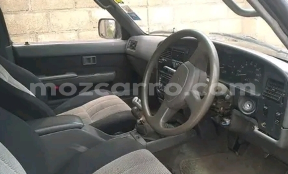 Nunua Ilio tumika Toyota Hilux Surf Nyingine Gari ndani ya Maputo nchini Maputo Nunua Ilio tumika Toyota Hilux Surf Nyingine Gari ndani ya Maputo nchini Maputo