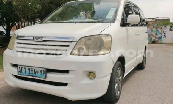 Buy Used Toyota Noah White Car in Maputo in Maputo Buy Used Toyota Noah White Car in Maputo in Maputo