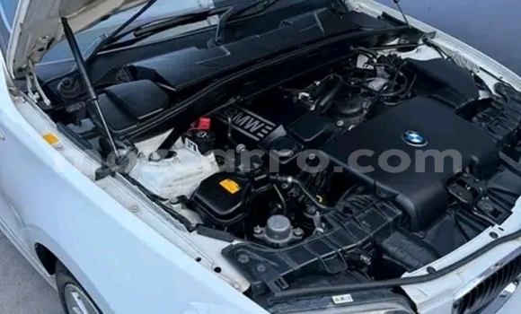 Buy Used BMW 1-Series White Car in Maputo in Maputo Buy Used BMW 1-Series White Car in Maputo in Maputo