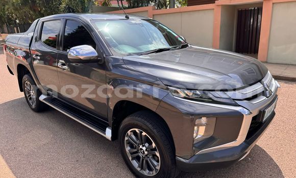 Nunua Ilio tumika Mitsubishi Triton Nyingine Gari ndani ya Maputo nchini Maputo