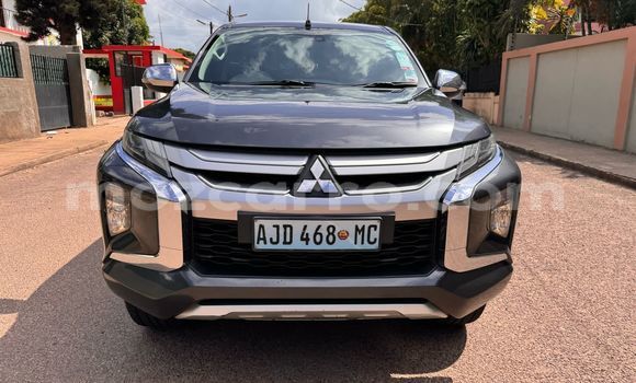 Comprar Novo Mitsubishi Triton Prata Carro em Maputo em Maputo Comprar Novo Mitsubishi Triton Prata Carro em Maputo em Maputo