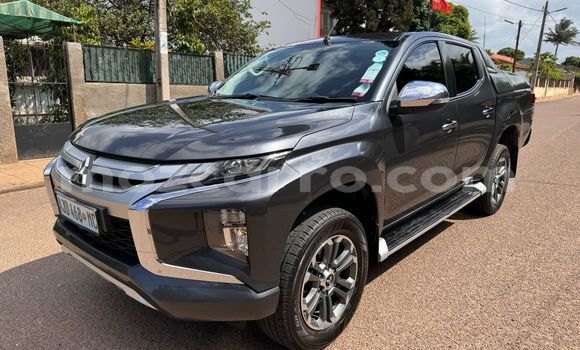 Comprar Novo Mitsubishi Triton Prata Carro em Maputo em Maputo Comprar Novo Mitsubishi Triton Prata Carro em Maputo em Maputo