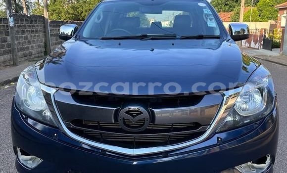 Comprar Novo Mazda BT-50 Azul Carro em Maputo em Maputo Comprar Novo Mazda BT-50 Azul Carro em Maputo em Maputo