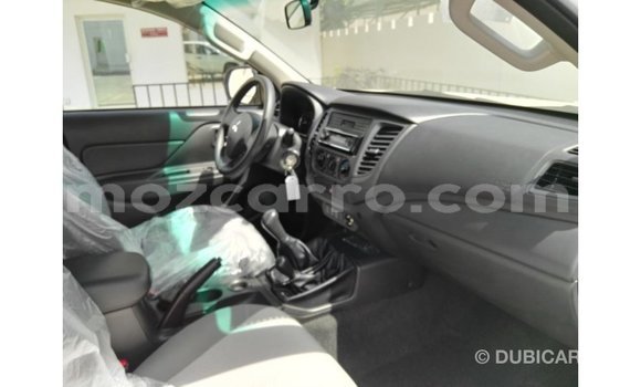 Comprar Importar Mitsubishi L200 Branco Carro em Import - Dubai em Cabo Delgado Comprar Importar Mitsubishi L200 Branco Carro em Import - Dubai em Cabo Delgado