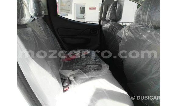 Comprar Importar Mitsubishi L200 Branco Carro em Import - Dubai em Cabo Delgado Comprar Importar Mitsubishi L200 Branco Carro em Import - Dubai em Cabo Delgado