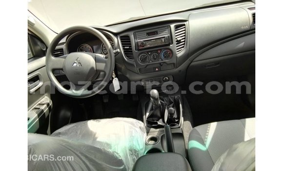 Comprar Importar Mitsubishi L200 Branco Carro em Import - Dubai em Cabo Delgado Comprar Importar Mitsubishi L200 Branco Carro em Import - Dubai em Cabo Delgado