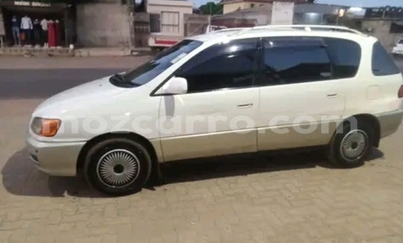 Nunua Ilio tumika Toyota Ipsum Nyeupe Gari ndani ya Maputo nchini Maputo Nunua Ilio tumika Toyota Ipsum Nyeupe Gari ndani ya Maputo nchini Maputo